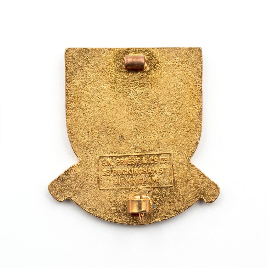 Pin's émaillé St Albans City FC — marqué F.N. Priest, Birmingham